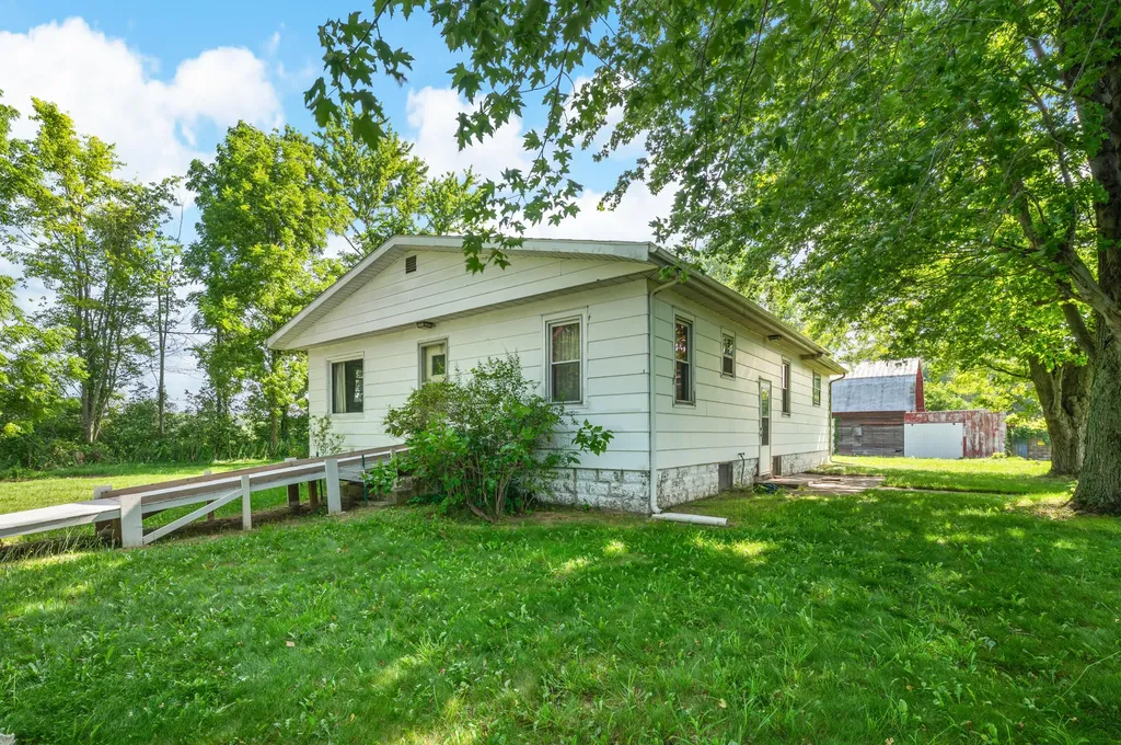 3709 Michael Road Eau Claire Village MI 49111