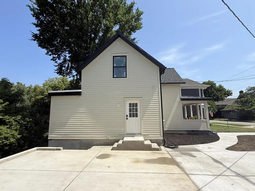 926 Lake Boulevard St. Joseph City MI 49085
