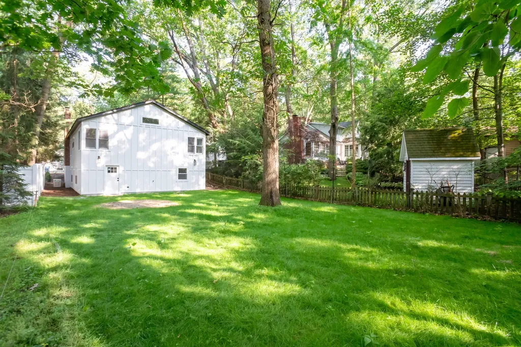 4046 Hillside Trail Michiana Village MI 49117