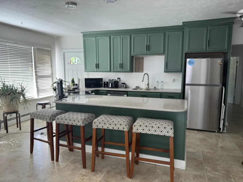 748 Green Street South Haven City MI 49090