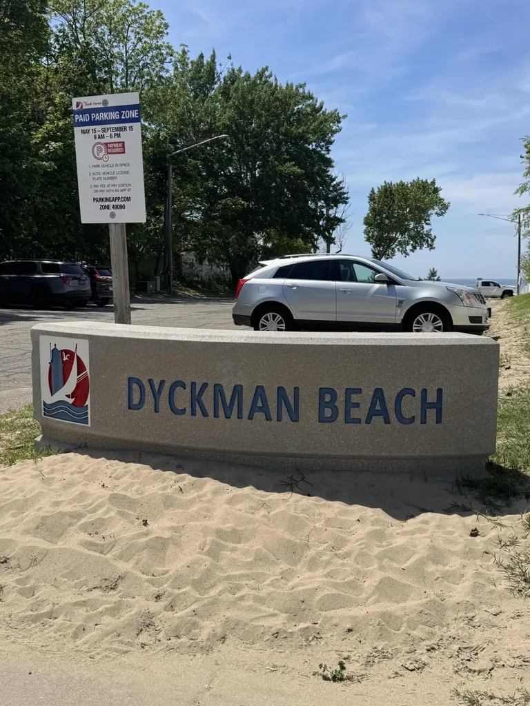 748 Green Street South Haven City MI 49090
