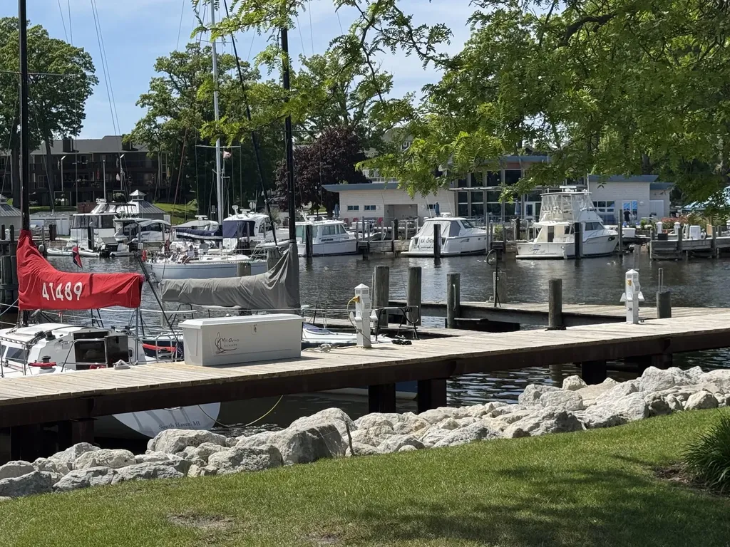 748 Green Street South Haven City MI 49090