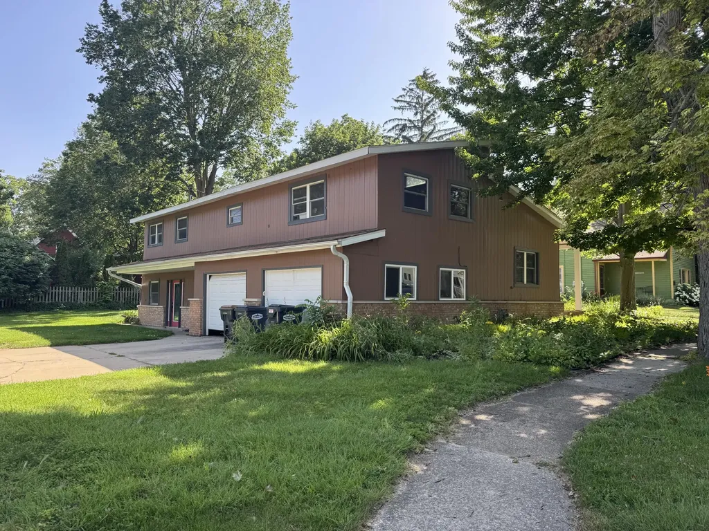 748 Green Street South Haven City MI 49090