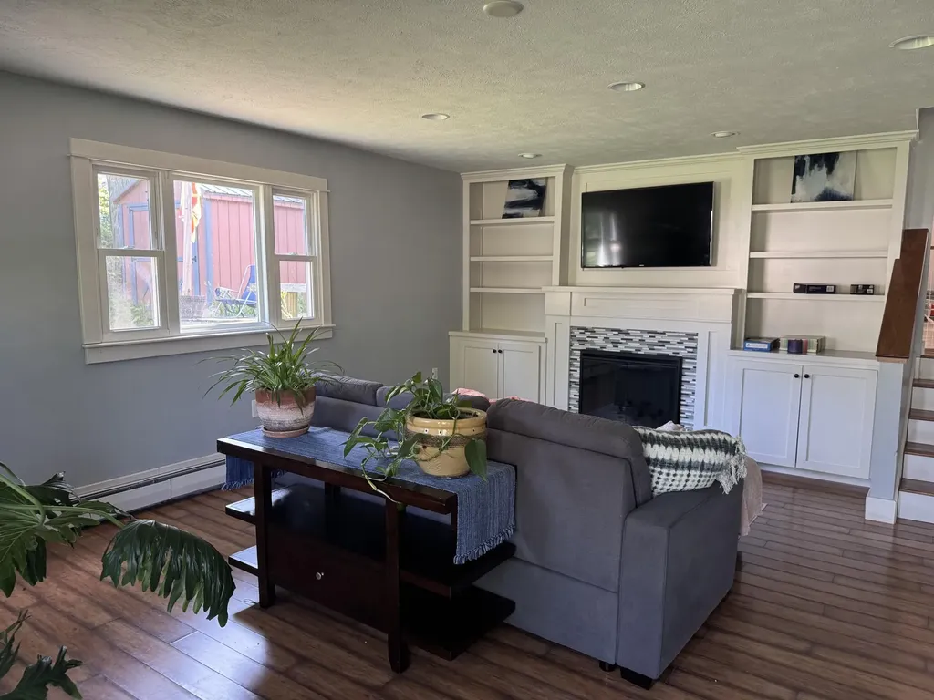 748 Green Street South Haven City MI 49090