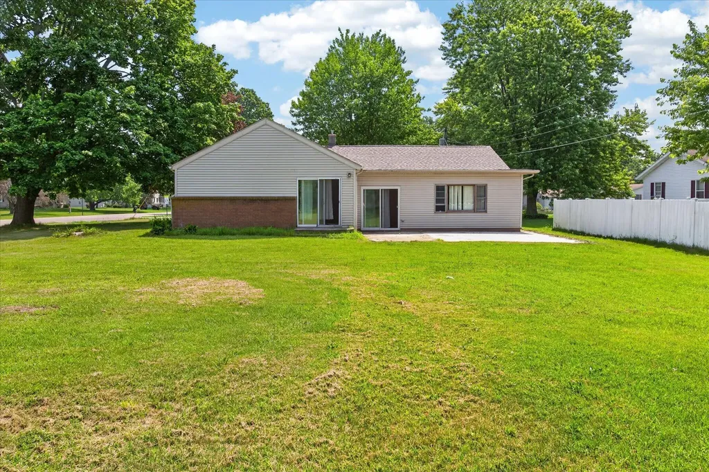 1032 Brookfield Drive Lincoln Charter Township MI 49085