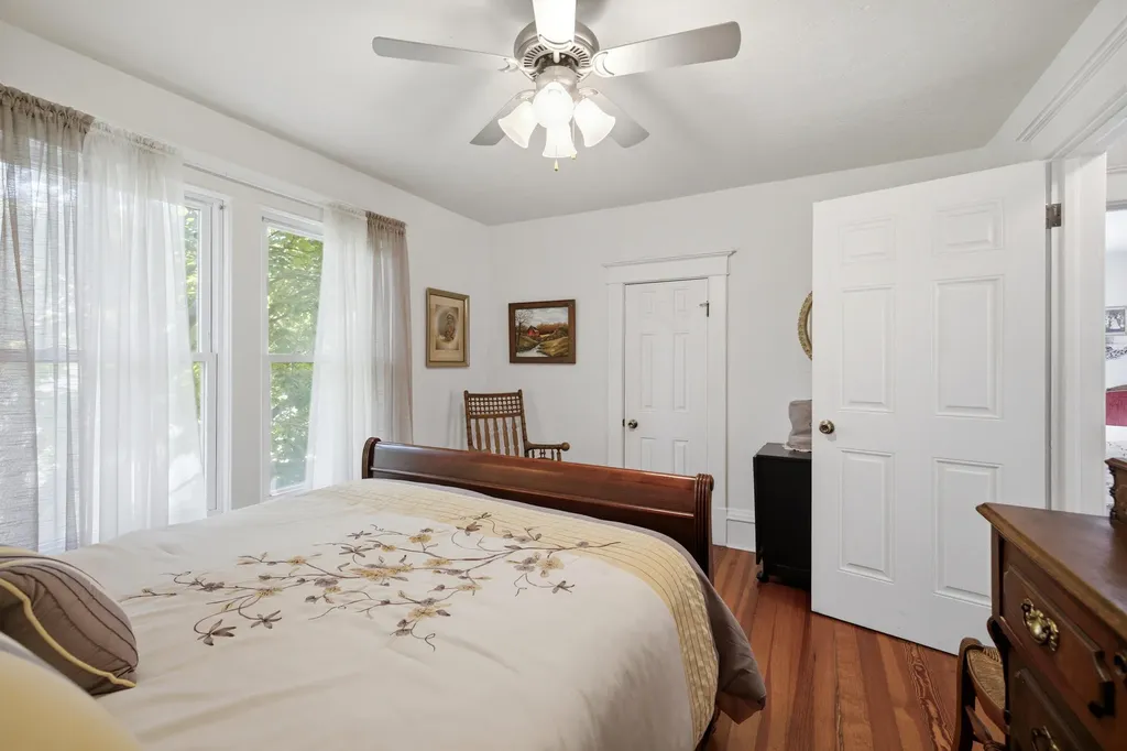 24 W Ash Street Three Oaks Village MI 49128