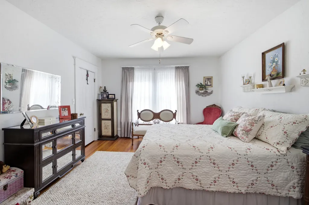 24 W Ash Street W Three Oaks Village MI 49128