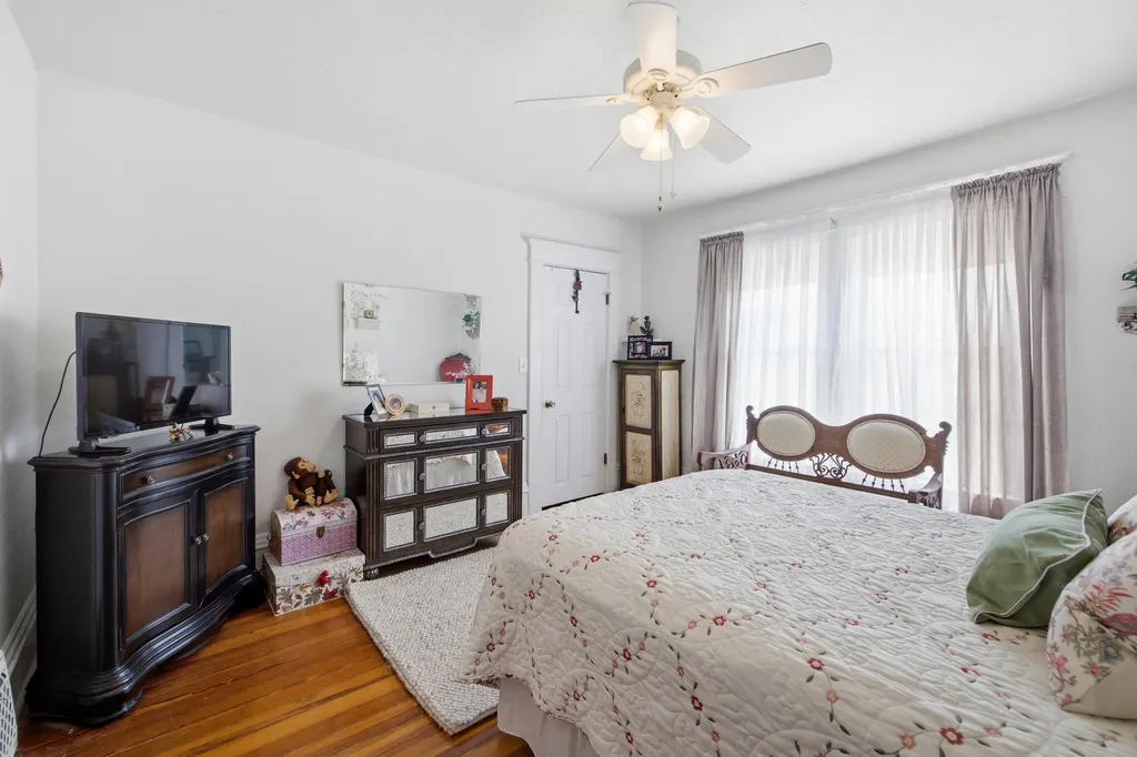 24 W Ash Street W Three Oaks Village MI 49128