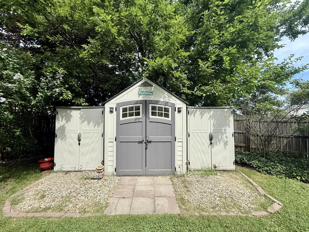 24 W Ash Street Three Oaks Village MI 49128