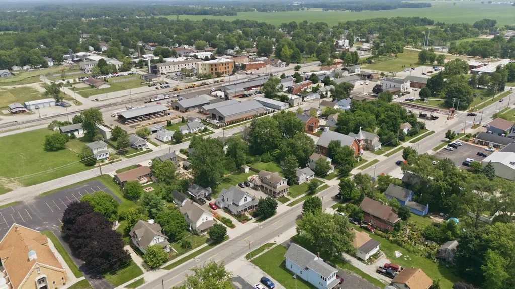 24 W Ash Street Three Oaks Village MI 49128