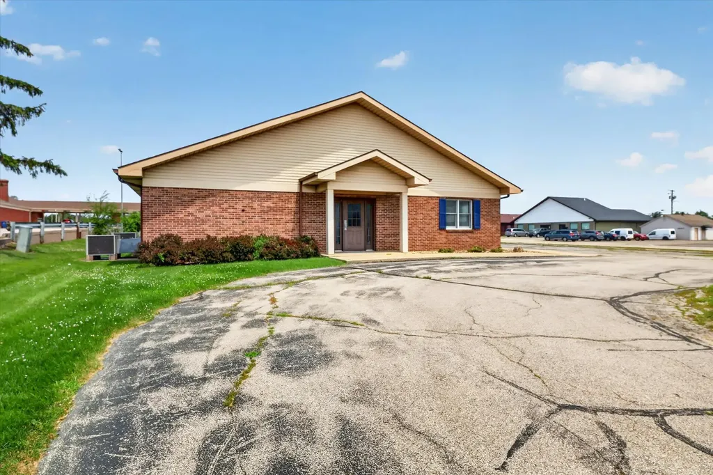 2946 Division Street St. Joseph City MI 49085