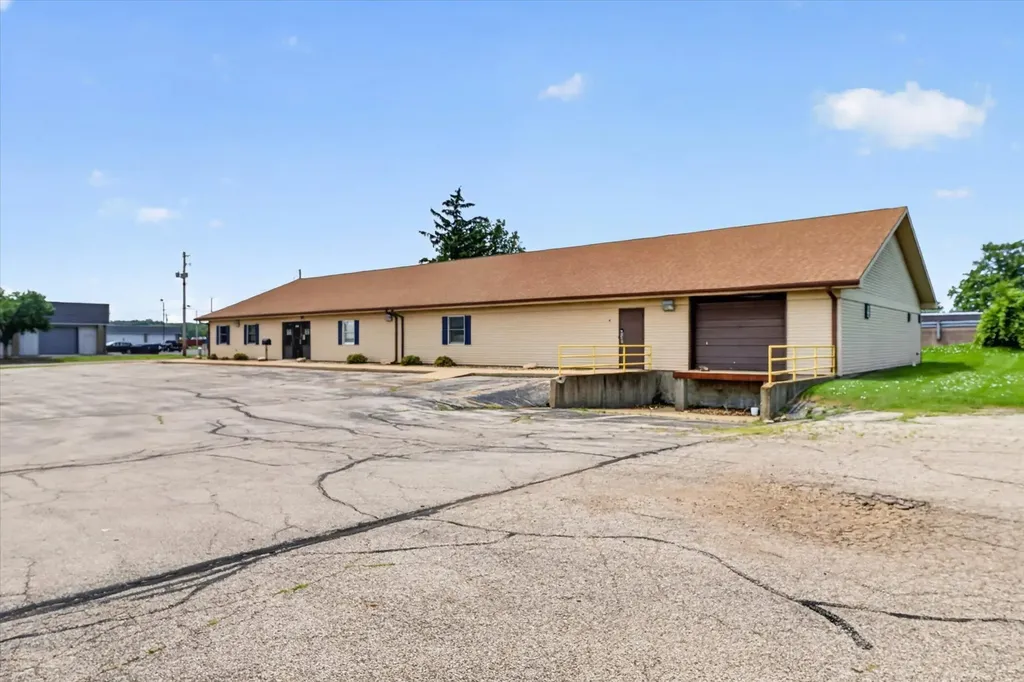 2946 Division Street St. Joseph City MI 49085