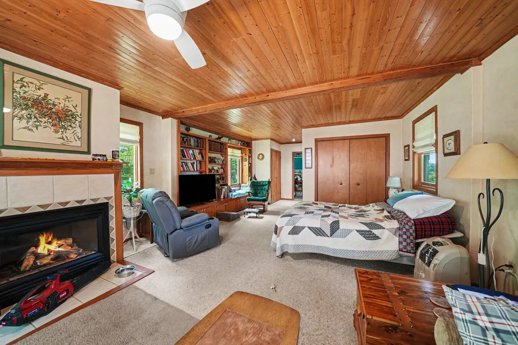 5497 Wilson Street Coloma Charter Township MI 49038