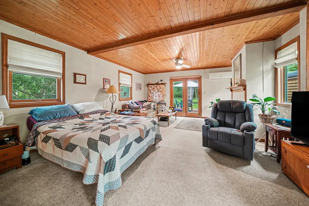 5497 Wilson Street Coloma Charter Township MI 49038