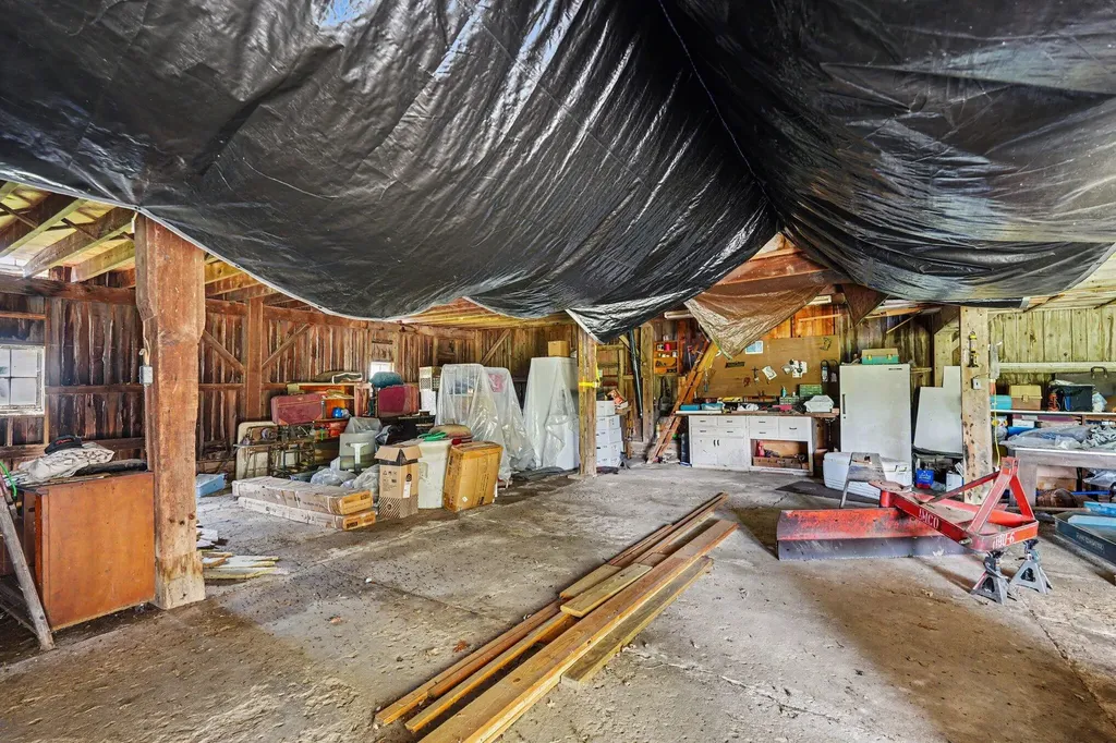 5497 Wilson Street Coloma Charter Township MI 49038