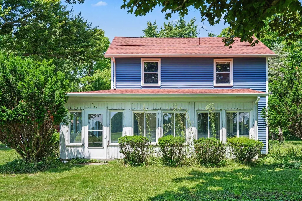 5497 Wilson Street Coloma Charter Township MI 49038