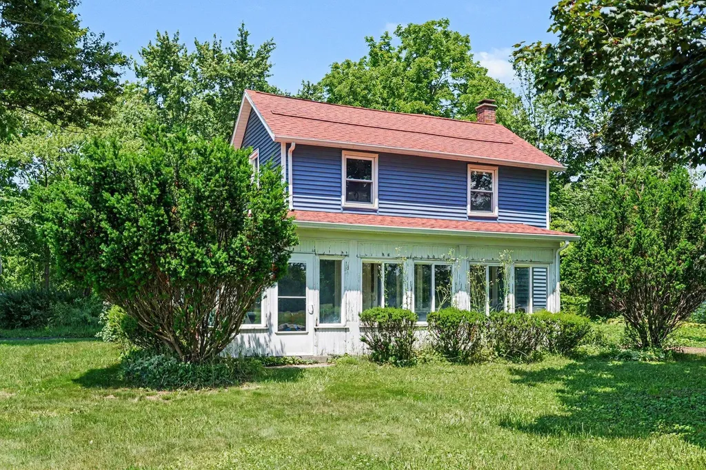 5497 Wilson Street Coloma Charter Township MI 49038