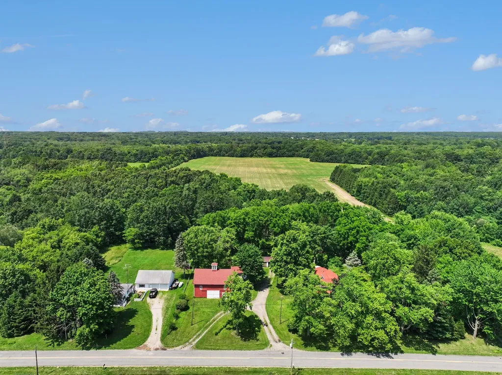 5497 Wilson Street Coloma Charter Township MI 49038