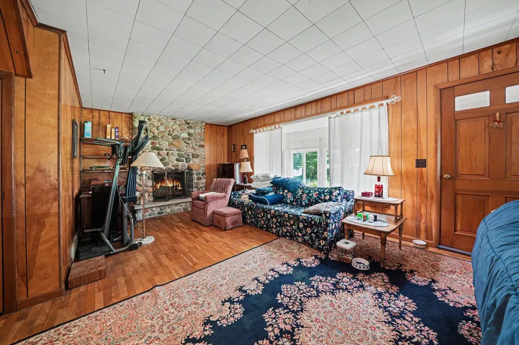 5497 Wilson Street Coloma Charter Township MI 49038