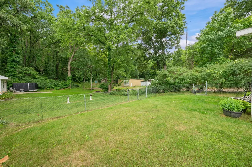 52653 Lakeview Drive Wayne Township MI 49047