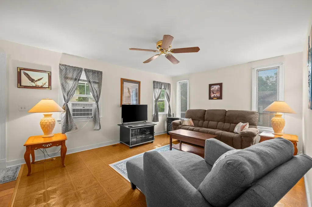 52653 Lakeview Drive Wayne Township MI 49047