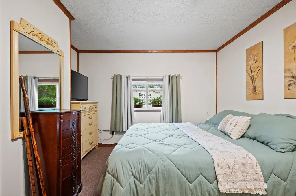 1292 Eddie Drive Howard Township MI 49120