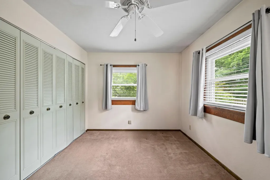 1292 Eddie Drive Howard Township MI 49120