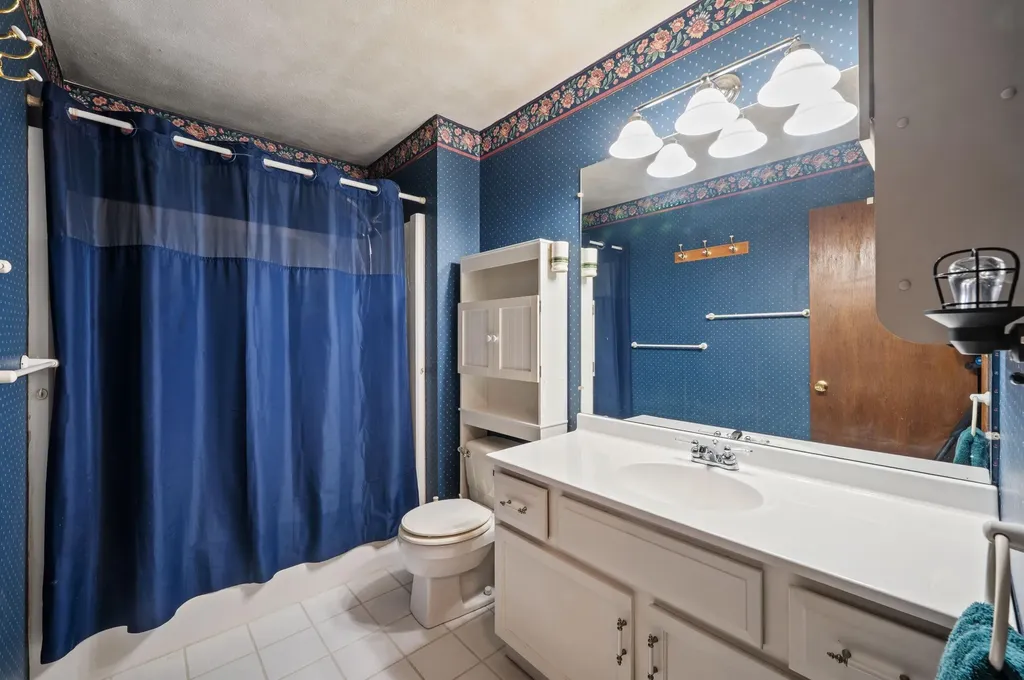 1292 Eddie Drive Howard Township MI 49120