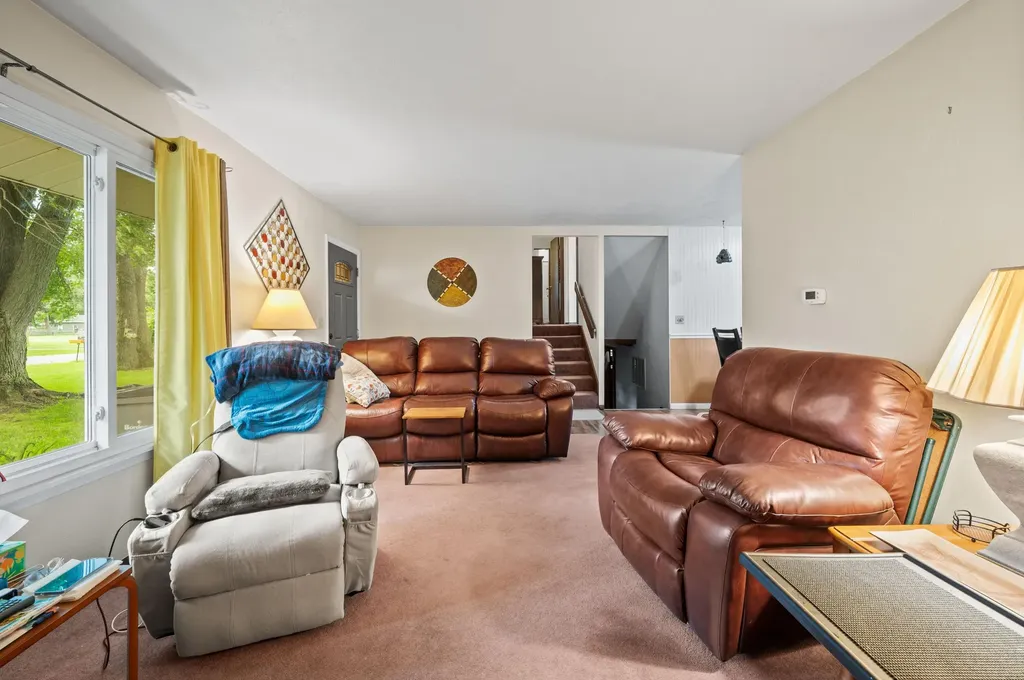 1292 Eddie Drive Howard Township MI 49120