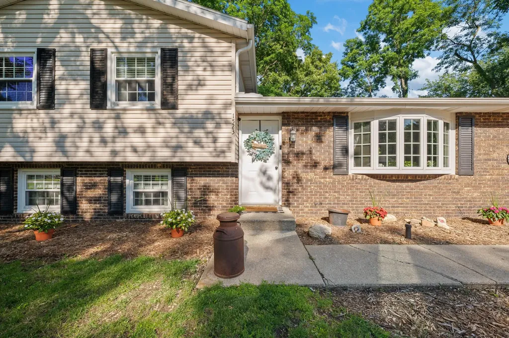 1523 Balmoral Lane Niles Township MI 49120