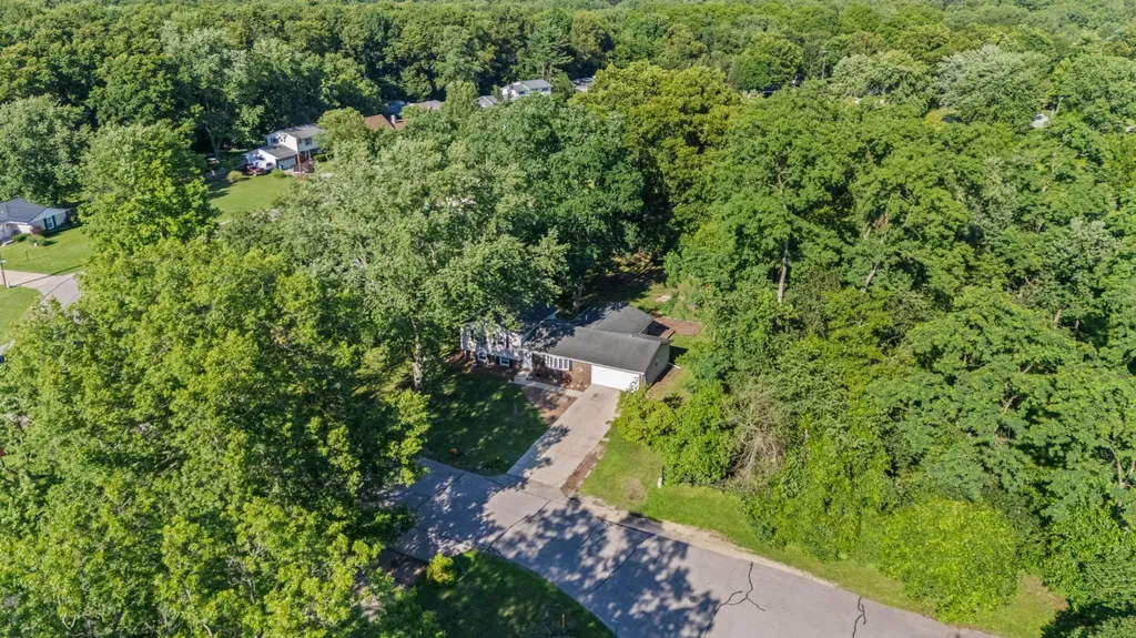 1523 Balmoral Lane Niles Township MI 49120