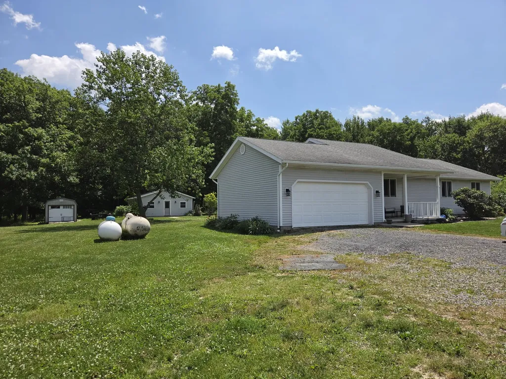 14667 S Tripp Road Amboy Township MI 49232