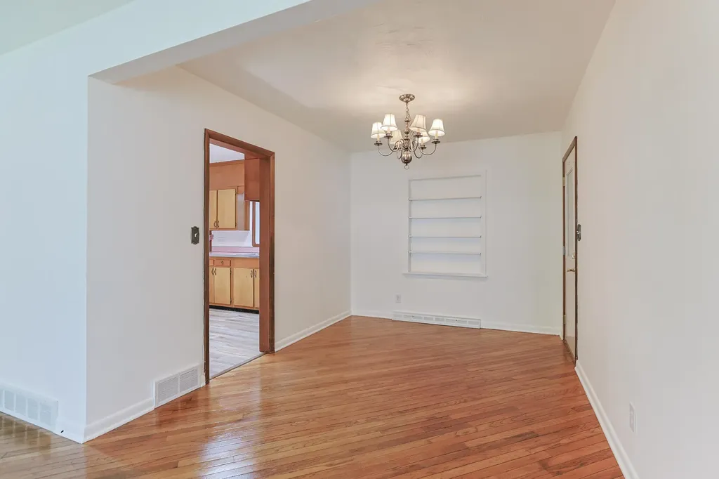 27201 Stuart Street Edwardsburg Village MI 49112