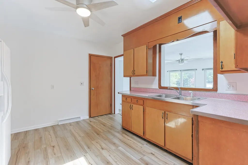 27201 Stuart Street Edwardsburg Village MI 49112
