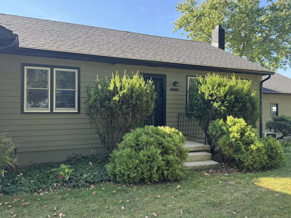 27201 Stuart Street Edwardsburg Village MI 49112