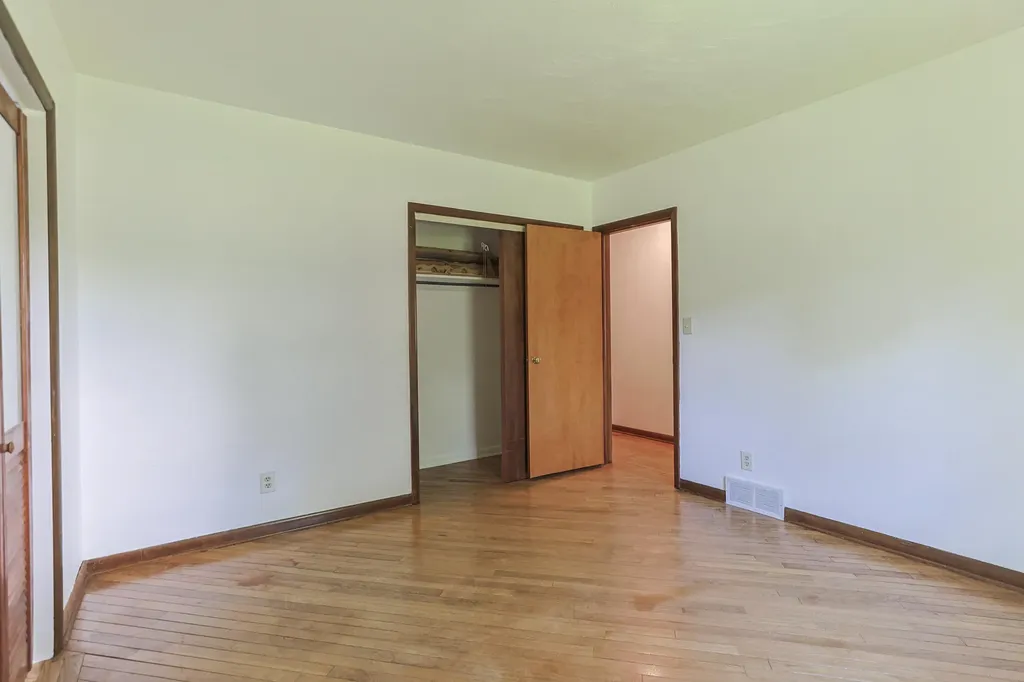 27201 Stuart Street Edwardsburg Village MI 49112
