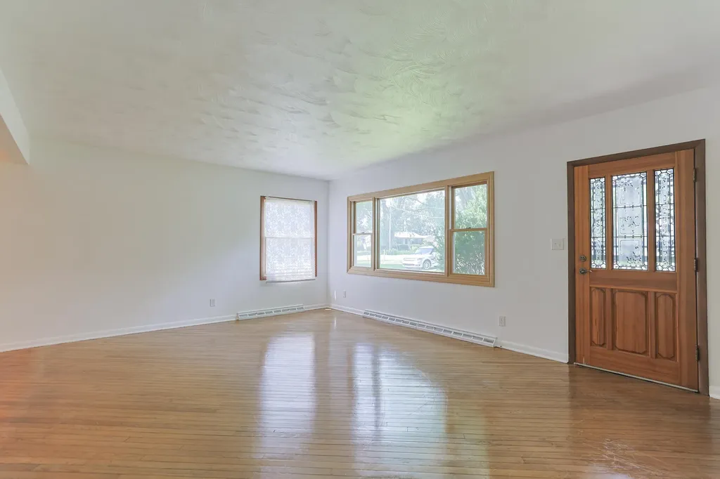 27201 Stuart Street Edwardsburg Village MI 49112