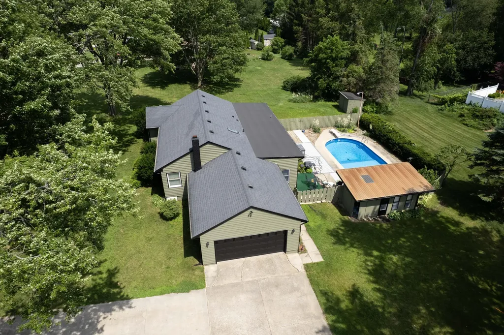 27201 Stuart Street Edwardsburg Village MI 49112