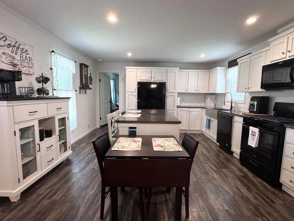 2330 E Main Street Niles Township MI 49120