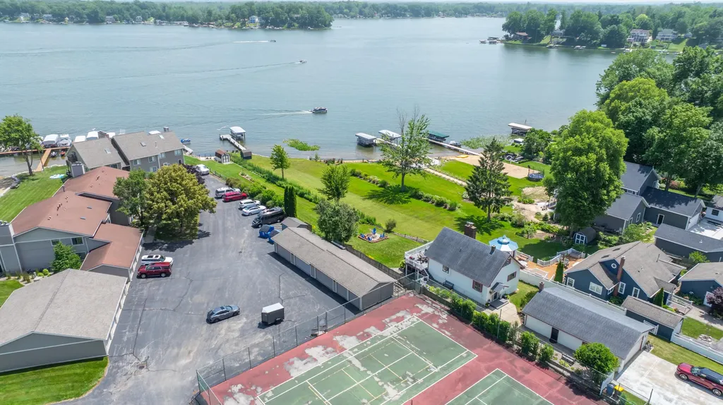 5791 Beech Street Coloma Charter Township MI 49038