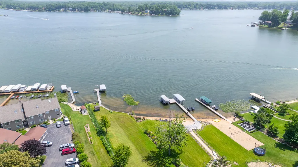 5791 Beech Street Coloma Charter Township MI 49038