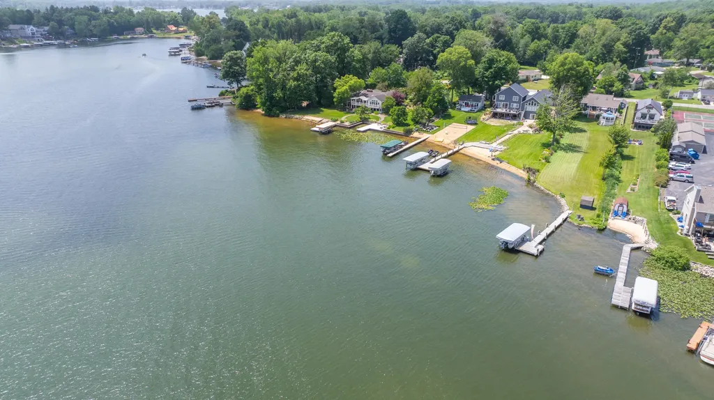 5791 Beech Street Coloma Charter Township MI 49038