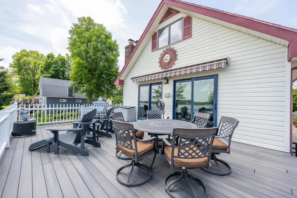 5791 Beech Street Coloma Charter Township MI 49038