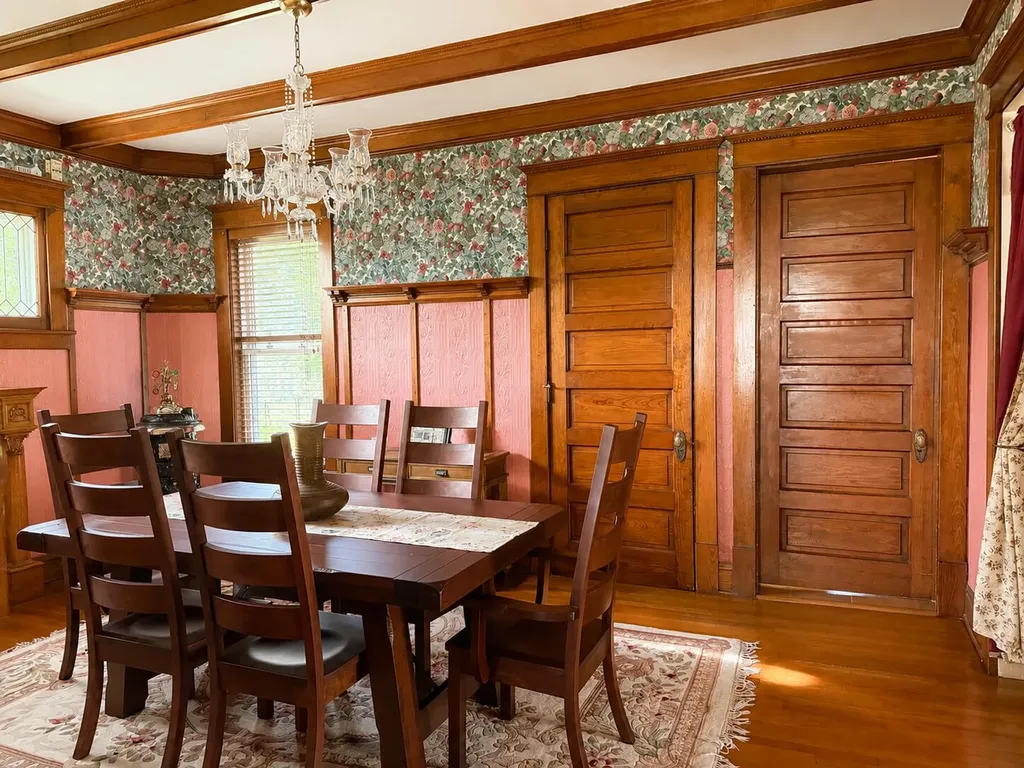 116 W Sherwood Street Decatur Village MI 49045