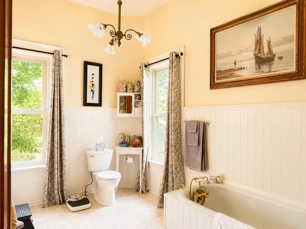 116 W Sherwood Street Decatur Village MI 49045