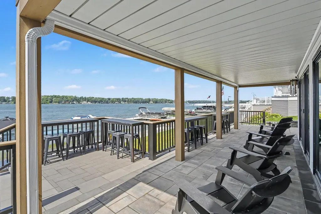 31218 Curran Beach Road Silver Creek Township MI 49047