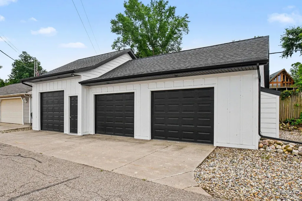 31218 Curran Beach Road Silver Creek Township MI 49047