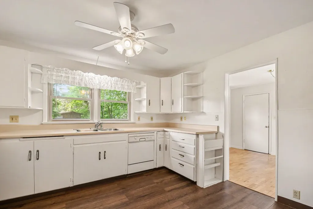 2176 Truman Drive Benton Charter Township MI 49022