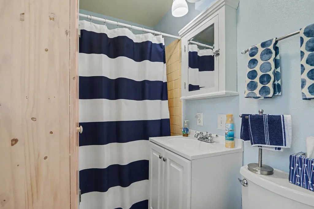11169 Lakeshore Drive Fabius Township MI 49093