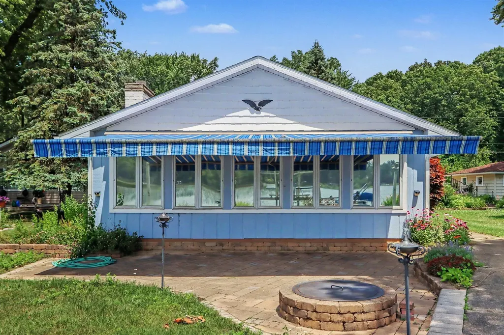11169 Lakeshore Drive Fabius Township MI 49093